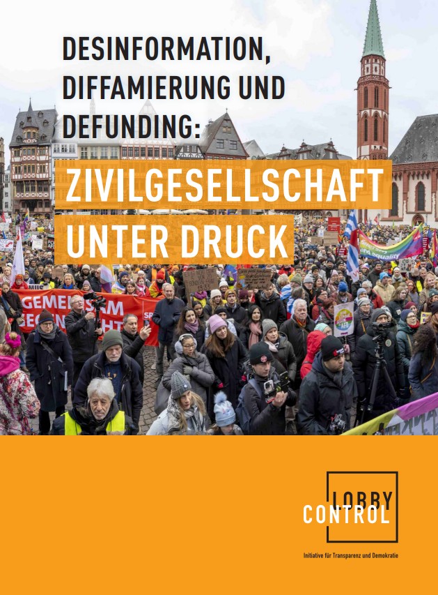 Titelbild der Studie: eine Demonstration